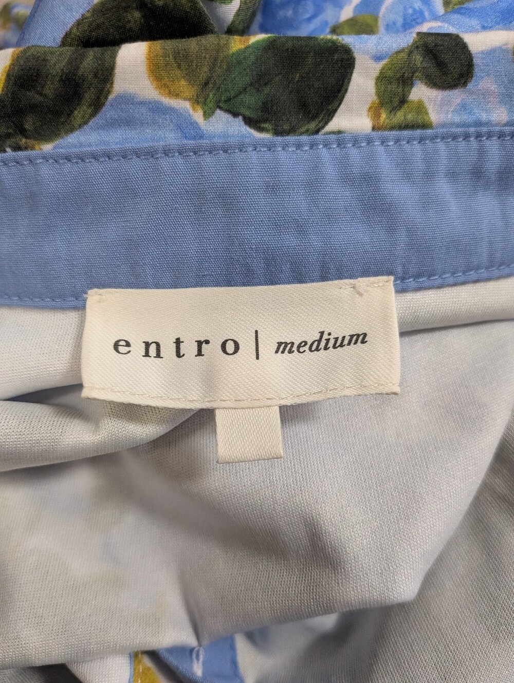 Entro Women's Blue Floral Button-Front Mini Shirt Dress Ruffle Trim SZ M EUC - Picture 3 of 8